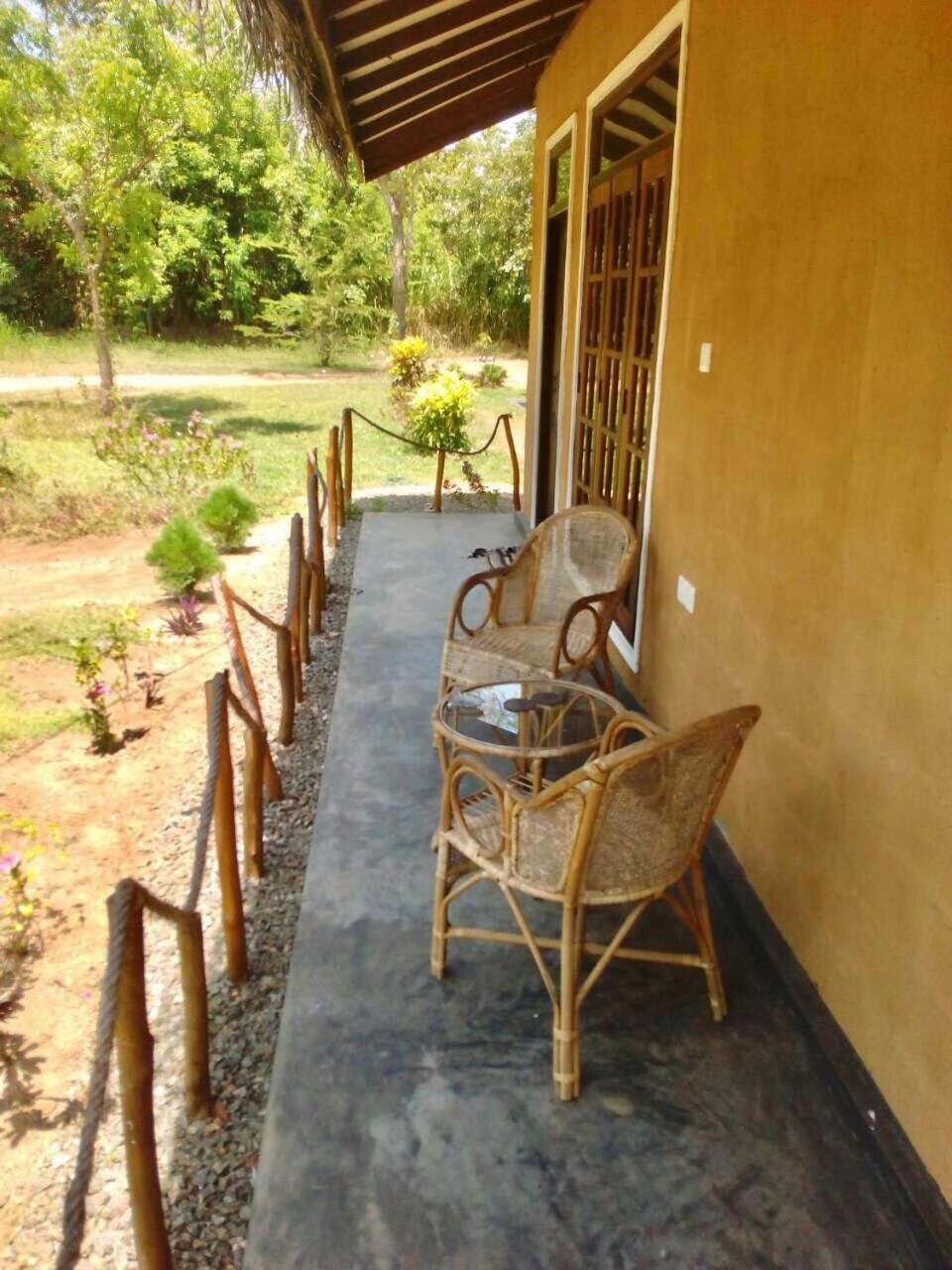 Greenwood Hotel Sigiriya Exteriör bild